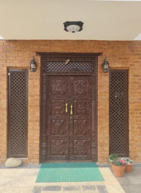 Chovar Family Homestay next to Tsoknyi Gechak Ling Nunnery
